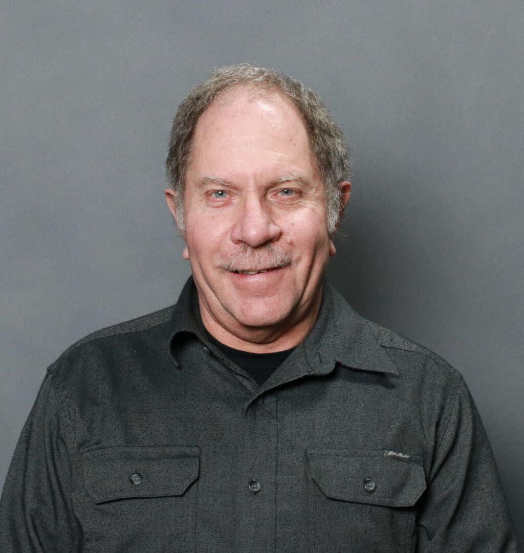 Geoff Cormack, Service Manager